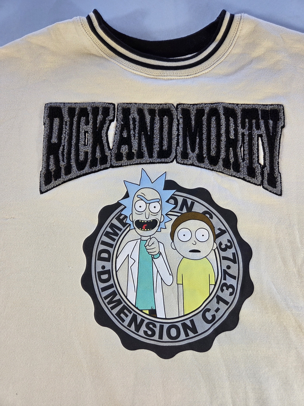 Rick and Morty Crewneck Sweatshirt Mens M Cartoon Network Graphic Pullover